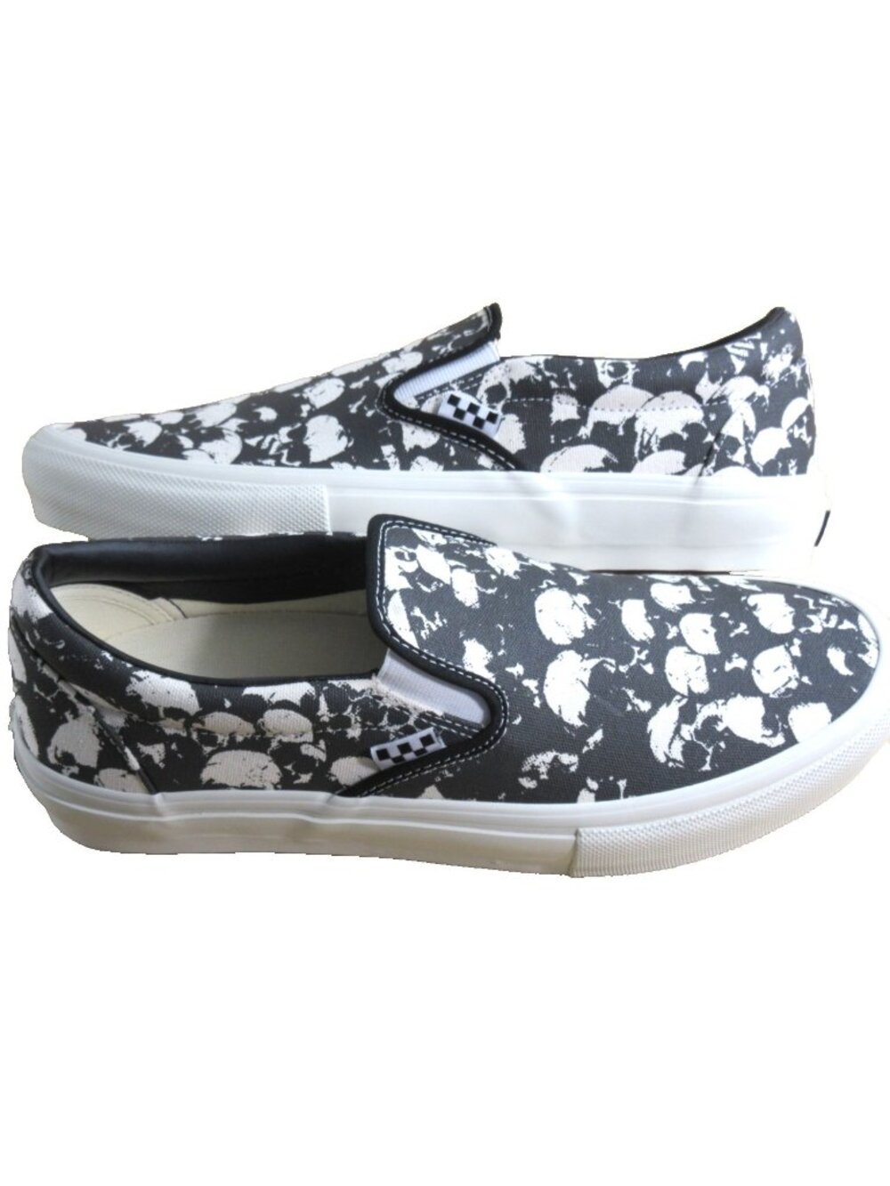 Vans Men's Skate Slip On Skull Pile Black White Canvas shoes Sizes NIB